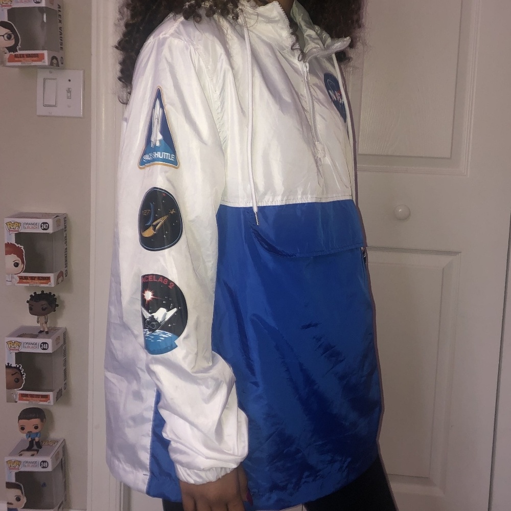 NASA wind-breaker